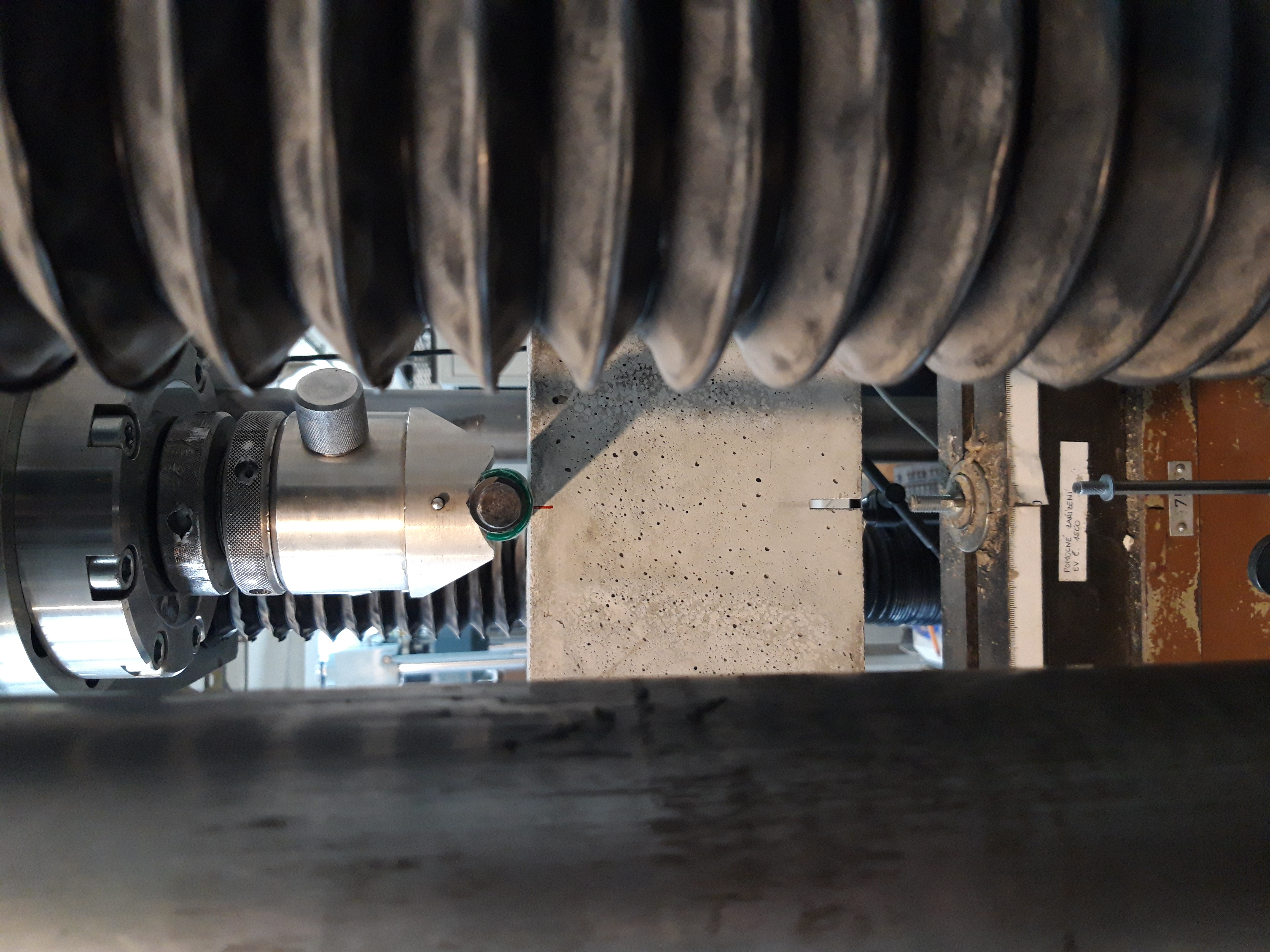 KOREFIB MacroFibers G40 rozptýlená výztuž do betonu